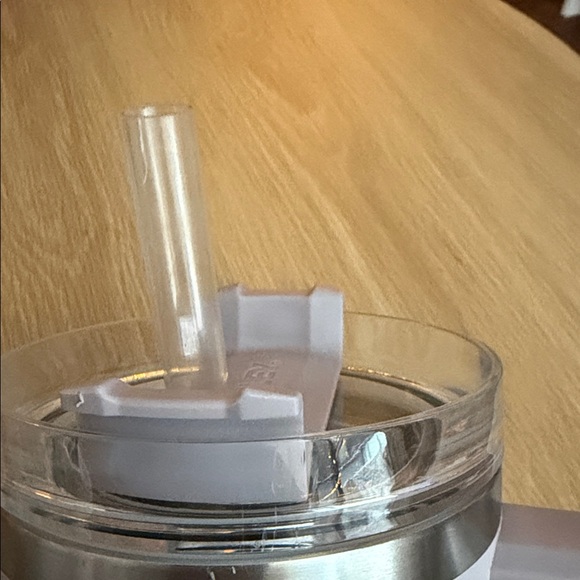 40oz Stanley cup - Picture 4 of 6